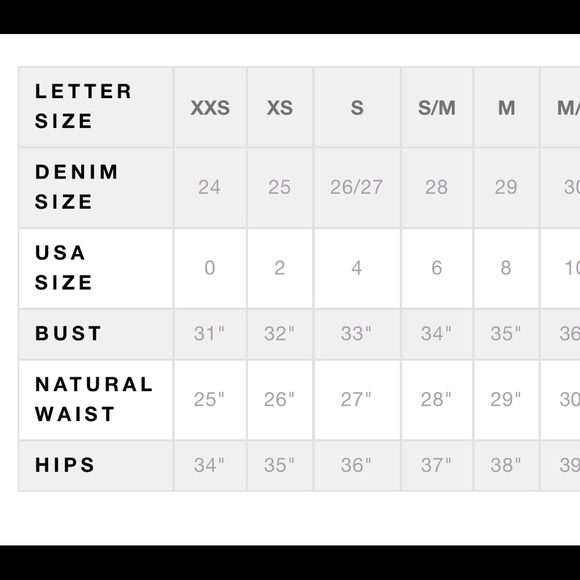 BLANK NYC - Loud Cloud Cropped Pants - Lightwash - Picture 8 of 9